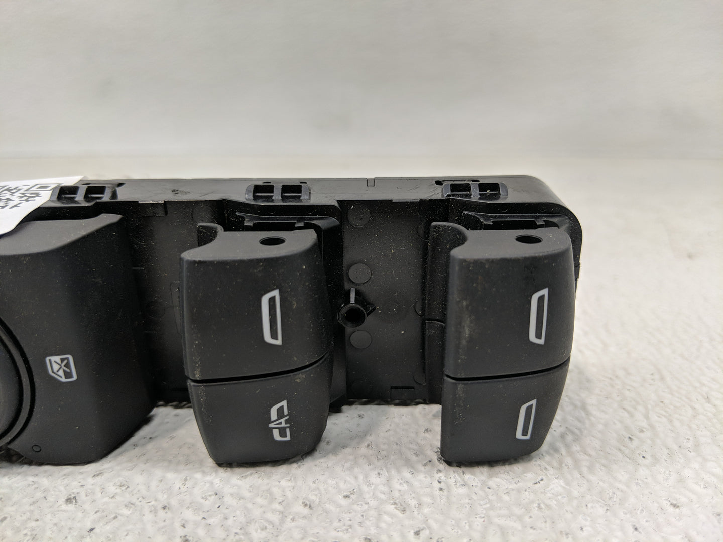 2020-2021 Buick Encore Master Power Window Switch Replacement Driver Side Left P/N:9BFL3464 Fits OEM Used Auto Parts - Oemus