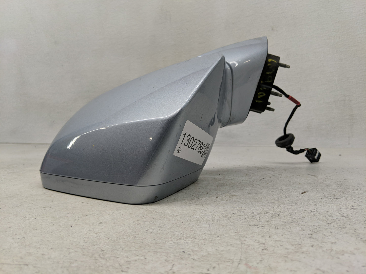 2024 Chevrolet Blazer Driver Side View Mirror - Left Door Mirror OEM Used - Oemusedautoparts1.com