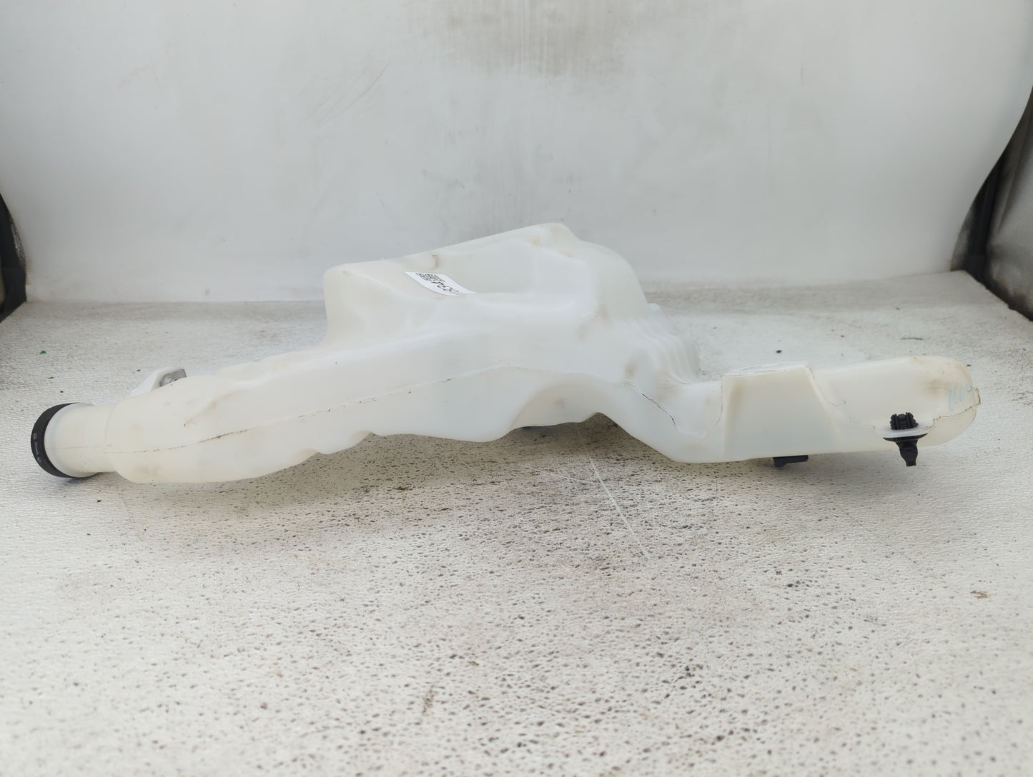 2019-2022 Chevrolet Blazer Windshield Washer Fluid Reservoir Bottle Oem - Oemusedautoparts1.com