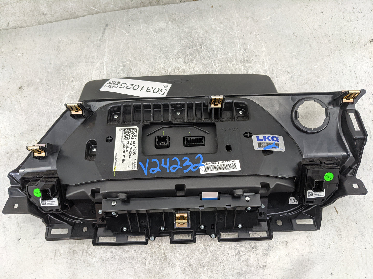 2024 Chevrolet Blazer Information Display Screen 5031025 - Oemusedautoparts1.com