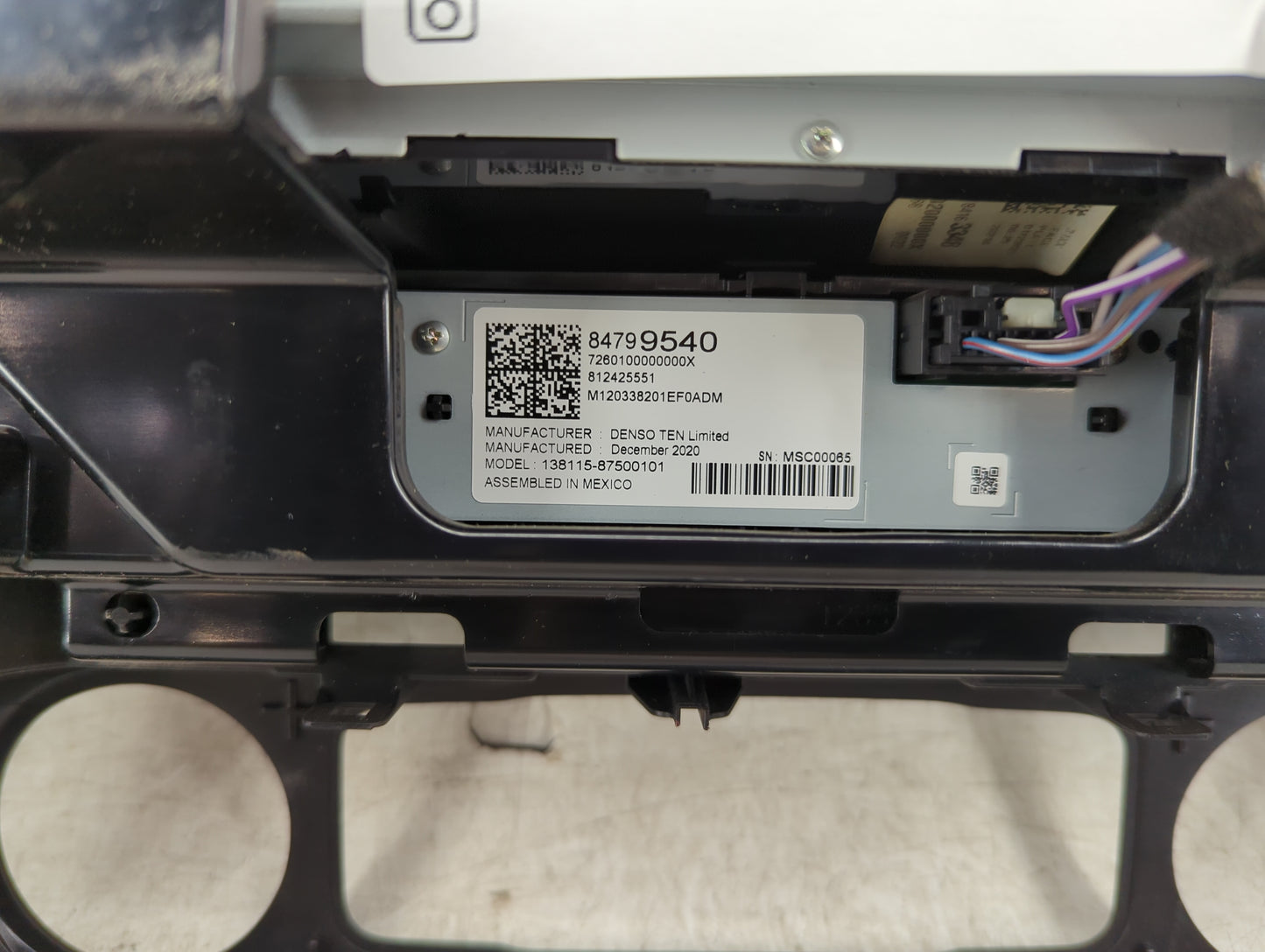 2020-2022 Chevrolet Colorado Information Display Screen - Oemusedautoparts1.com