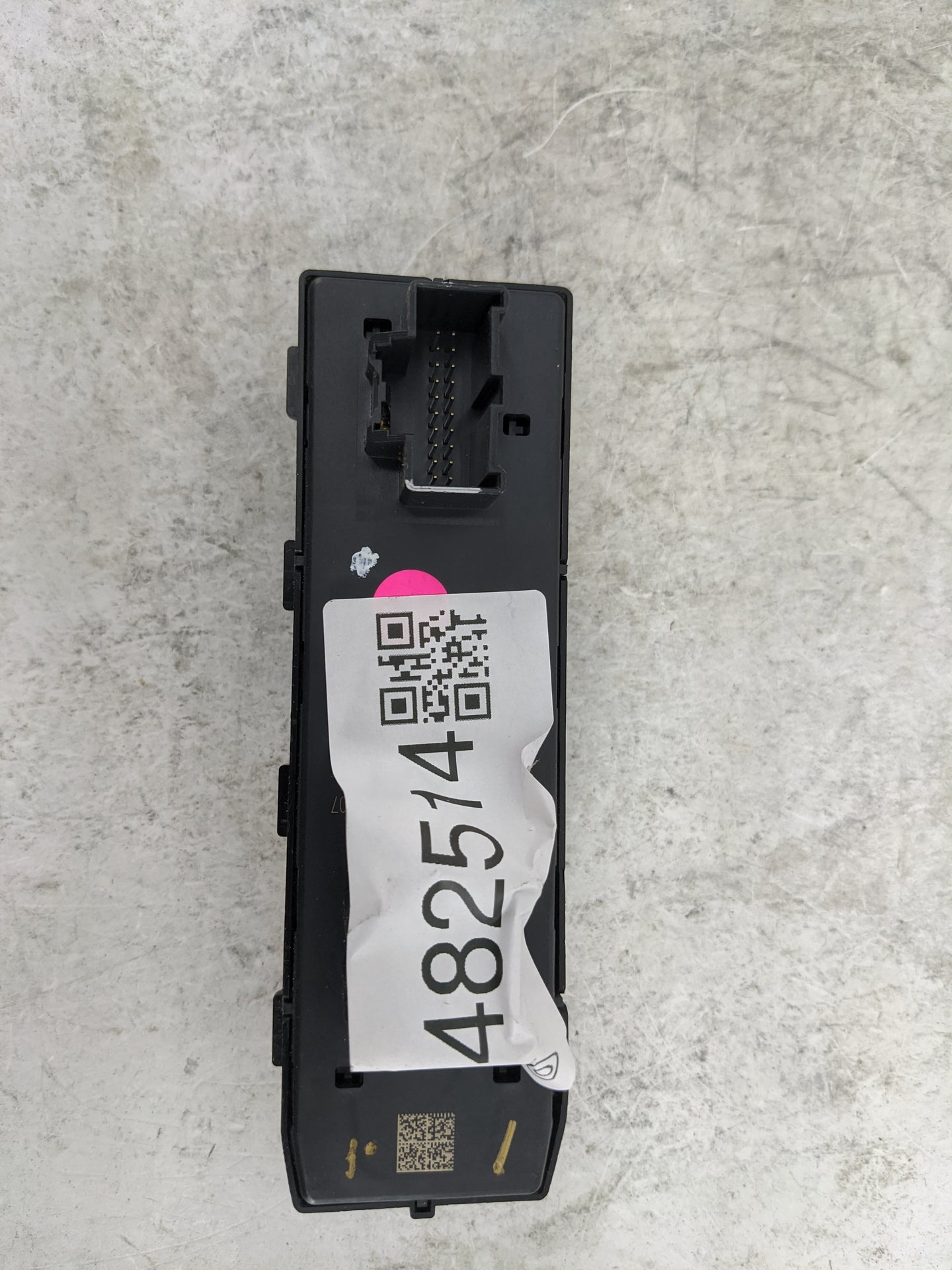 2024 Chevrolet Colorado Master Power Window Switch Replacement Driver Side Left P/N:86824536 120056907 Fits OEM Used Auto Pa