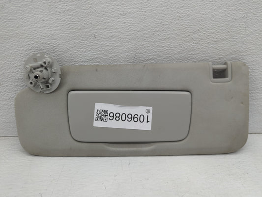 2024 Chevrolet Equinox Sun Visor Shade Replacement Passenger Right Mirror Fits OEM Used Auto Parts - Oemusedautoparts1.com