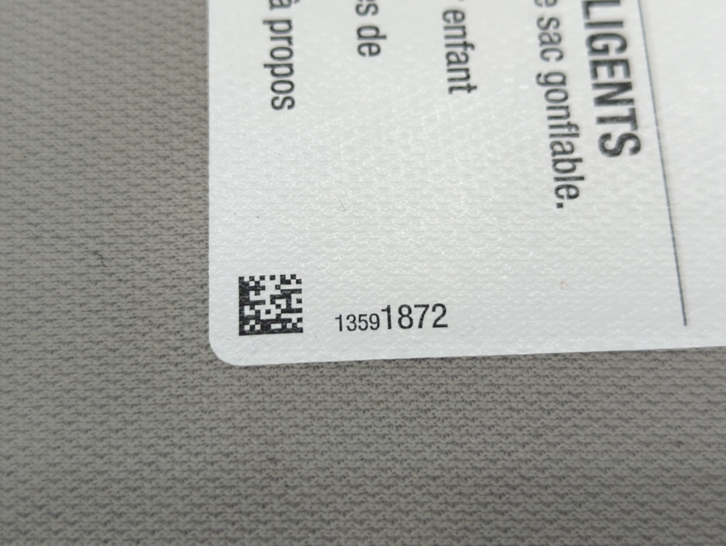 2024 Chevrolet Equinox Sun Visor Shade Replacement Passenger Right Mirror Fits OEM Used Auto Parts - Oemusedautoparts1.com