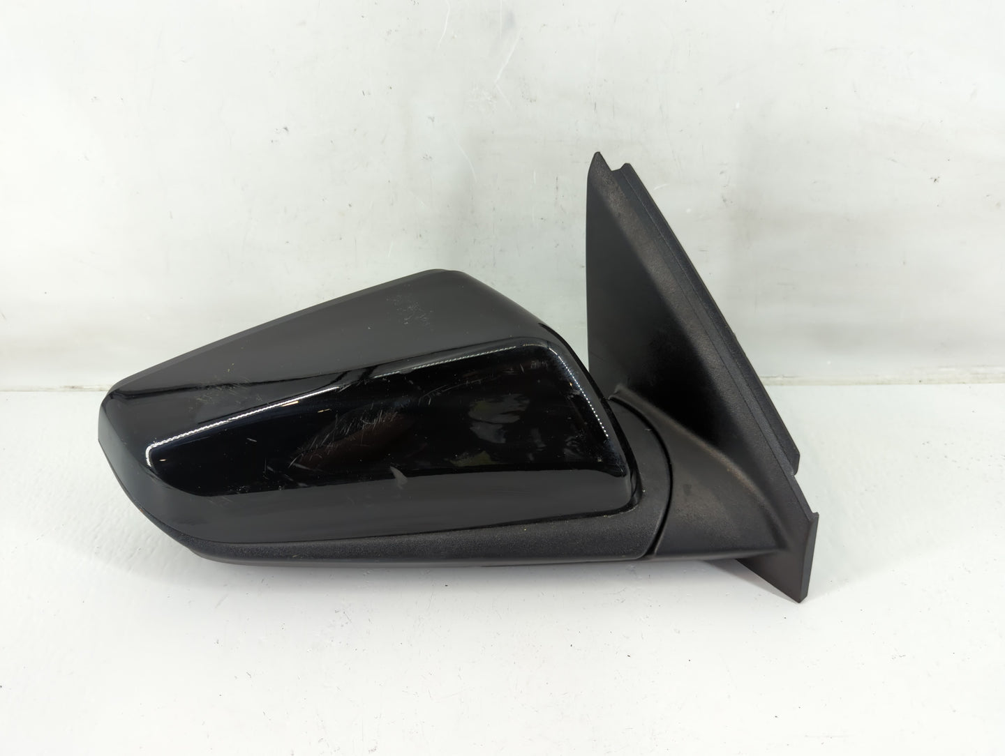 2024 Chevrolet Equinox Passenger Side View Mirror - Right Door Mirror OEM Used - Oemusedautoparts1.com