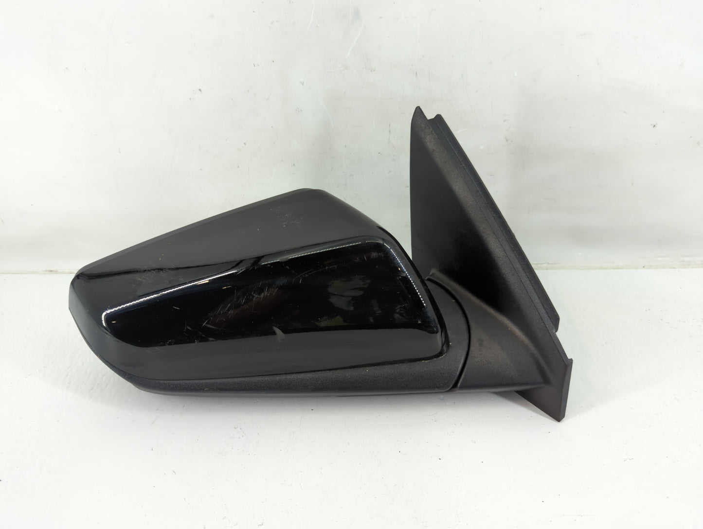 2024 Chevrolet Equinox Passenger Side View Mirror - Right Door Mirror OEM Used - Oemusedautoparts1.com