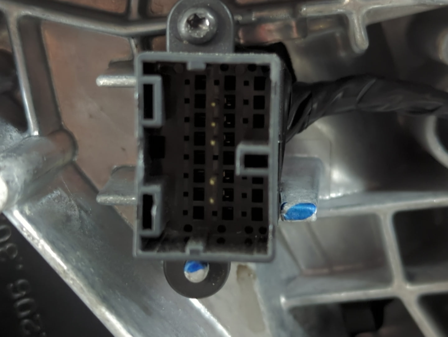 2024 Chevrolet Equinox Passenger Side View Mirror - Right Door Mirror OEM Used - Oemusedautoparts1.com