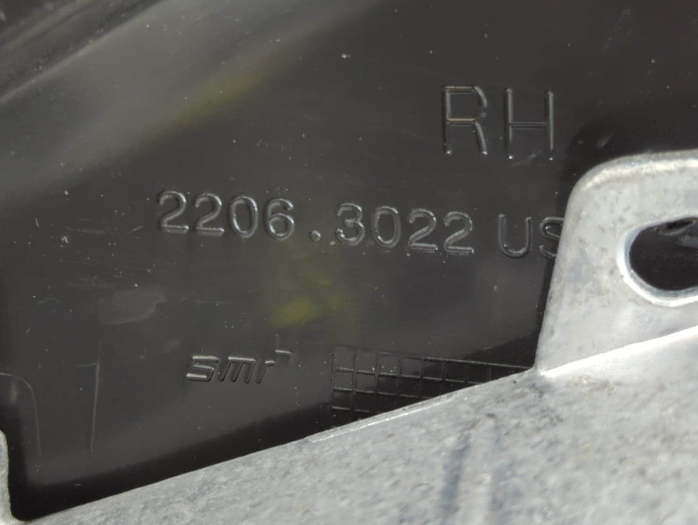 2024 Chevrolet Equinox Passenger Side View Mirror - Right Door Mirror OEM Used - Oemusedautoparts1.com