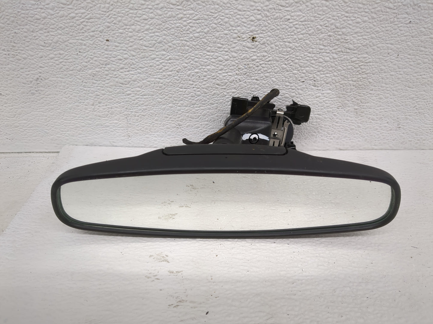 2018-2022 Chevrolet Equinox Interior Rear View Mirror Replacement OEM Fits Fits 2017 2018 2019 2020 2021 2022 OEM Used Auto 