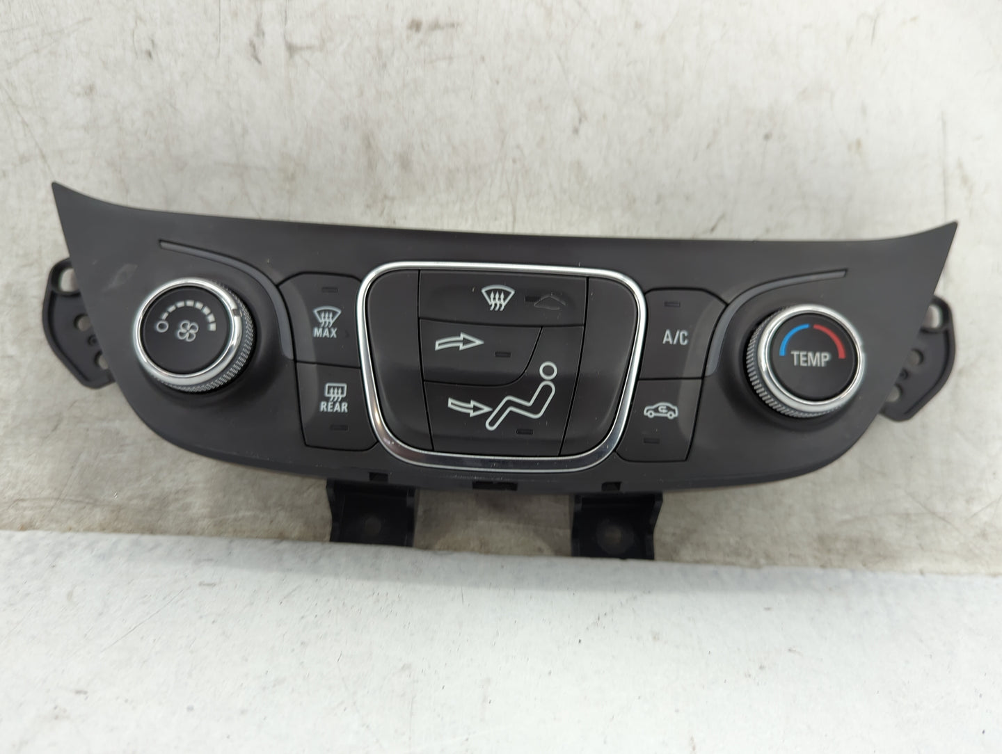2020-2022 Chevrolet Equinox Climate Control Module Temperature AC/Heater Replacement P/N:84422503 Fits Fits 2020 2021 2022 O