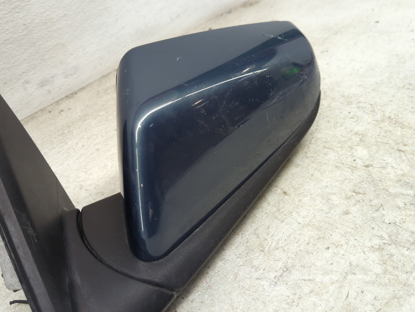 2024 Chevrolet Equinox Driver Side View Mirror - Left Door Mirror OEM Used - Oemusedautoparts1.com