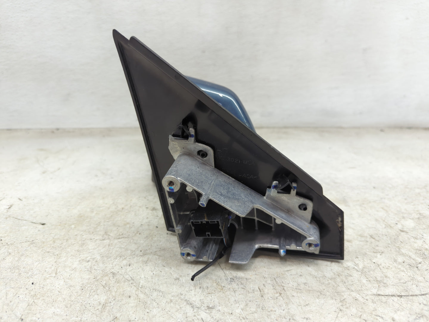 2024 Chevrolet Equinox Driver Side View Mirror - Left Door Mirror OEM Used - Oemusedautoparts1.com