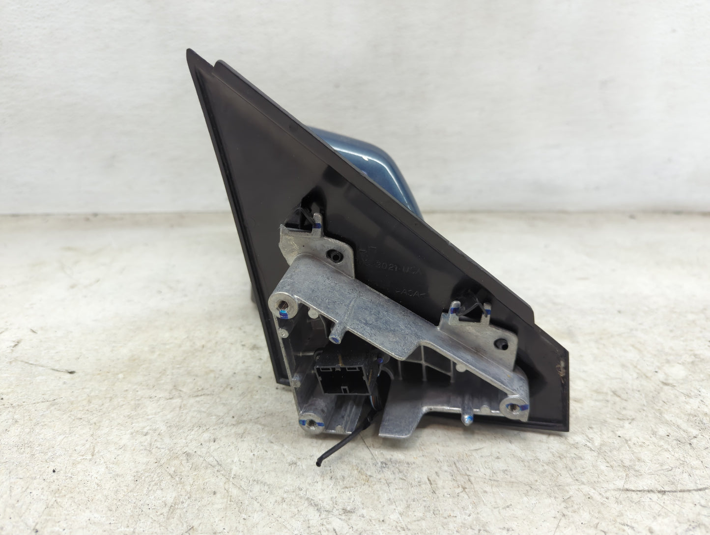 2024 Chevrolet Equinox Driver Side View Mirror - Left Door Mirror OEM Used - Oemusedautoparts1.com