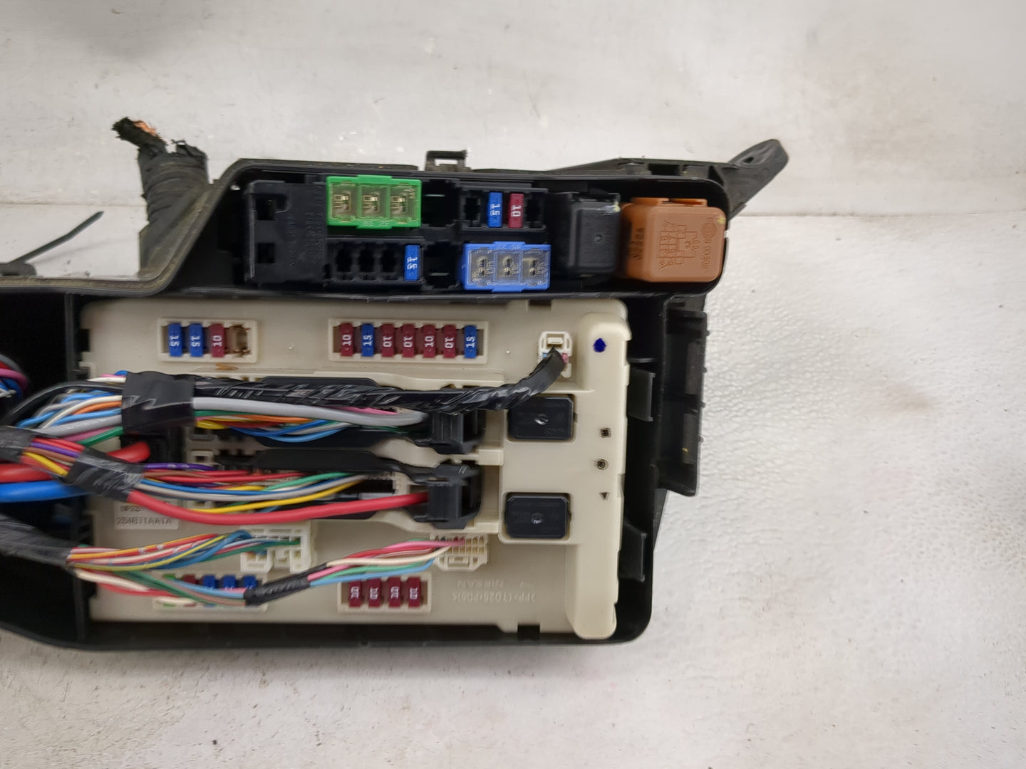2024 Chevrolet Equinox Fusebox Fuse Box Panel Relay Module P/N:284B71AA1A Fits OEM Used Auto Parts - Oemusedautoparts1.com