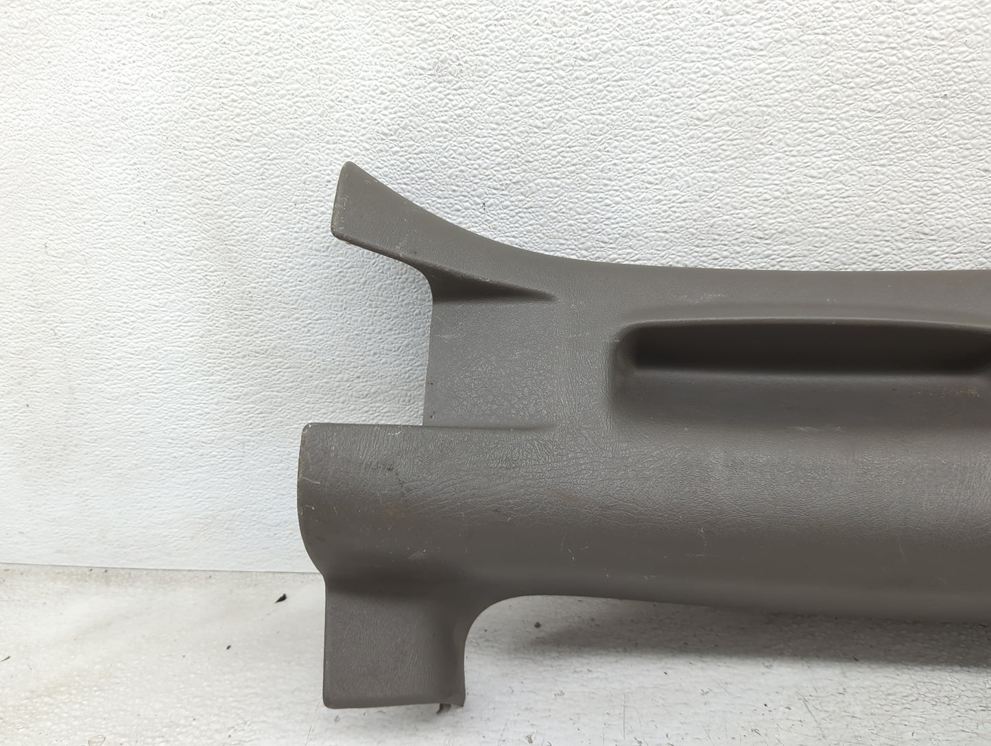 1996-2021 Chevrolet Express 3500 Passenger Center Pillar Oem - Oemusedautoparts1.com