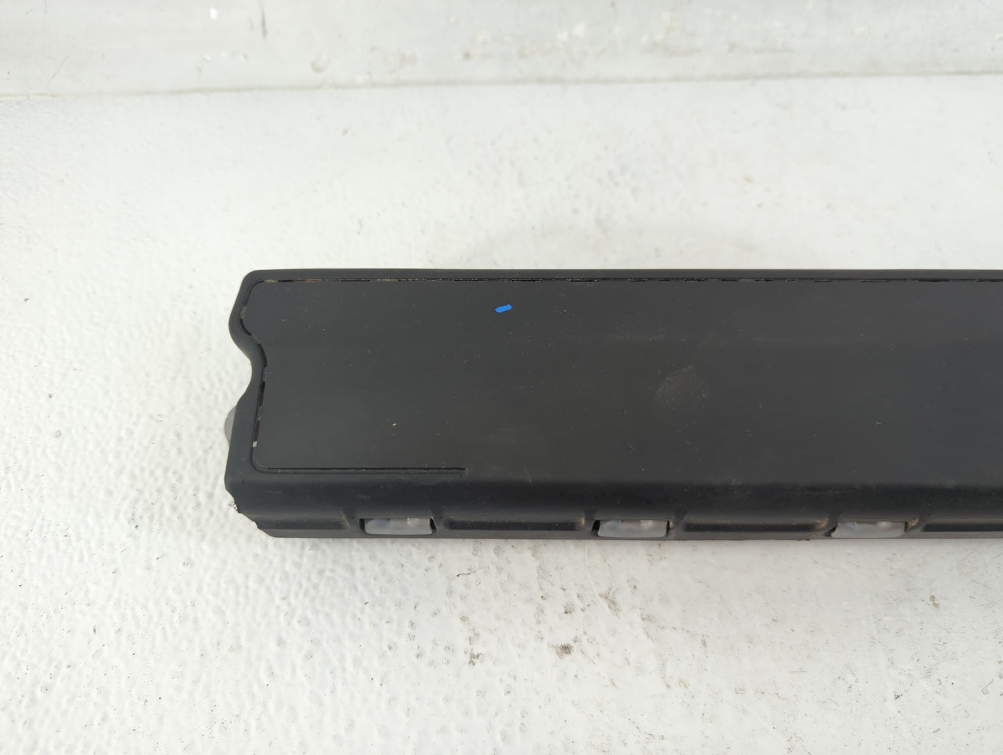 2016-2021 Chevrolet Malibu Air Bag Driver Left Knee OEM P/N:23420286 Fits Fits 2016 2017 2018 2019 2020 2021 OEM Used Auto P