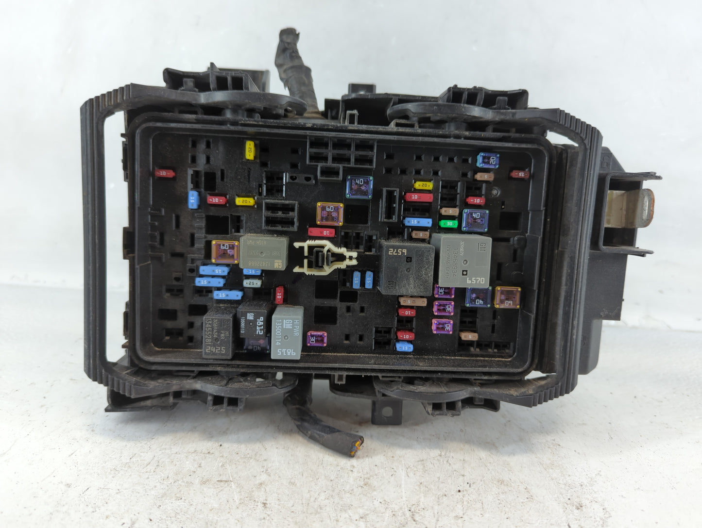 2024 Chevrolet Malibu Fusebox Fuse Box Panel Relay Module P/N:85114017 Fits OEM Used Auto Parts - Oemusedautoparts1.com