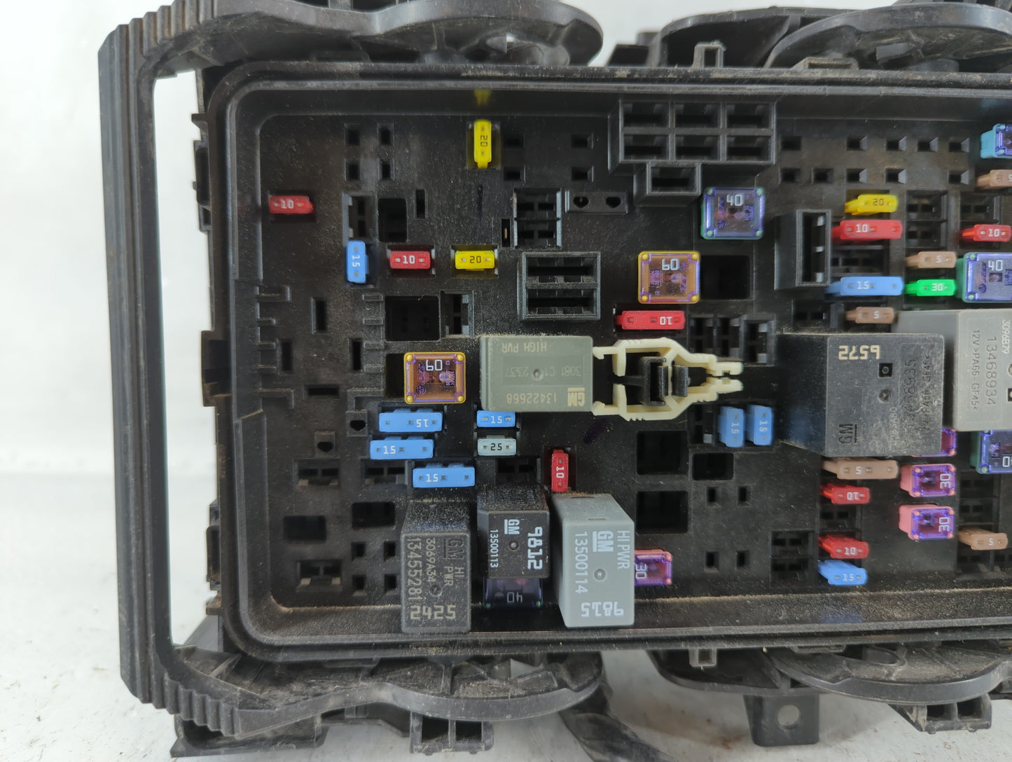 2024 Chevrolet Malibu Fusebox Fuse Box Panel Relay Module P/N:85114017 Fits OEM Used Auto Parts - Oemusedautoparts1.com