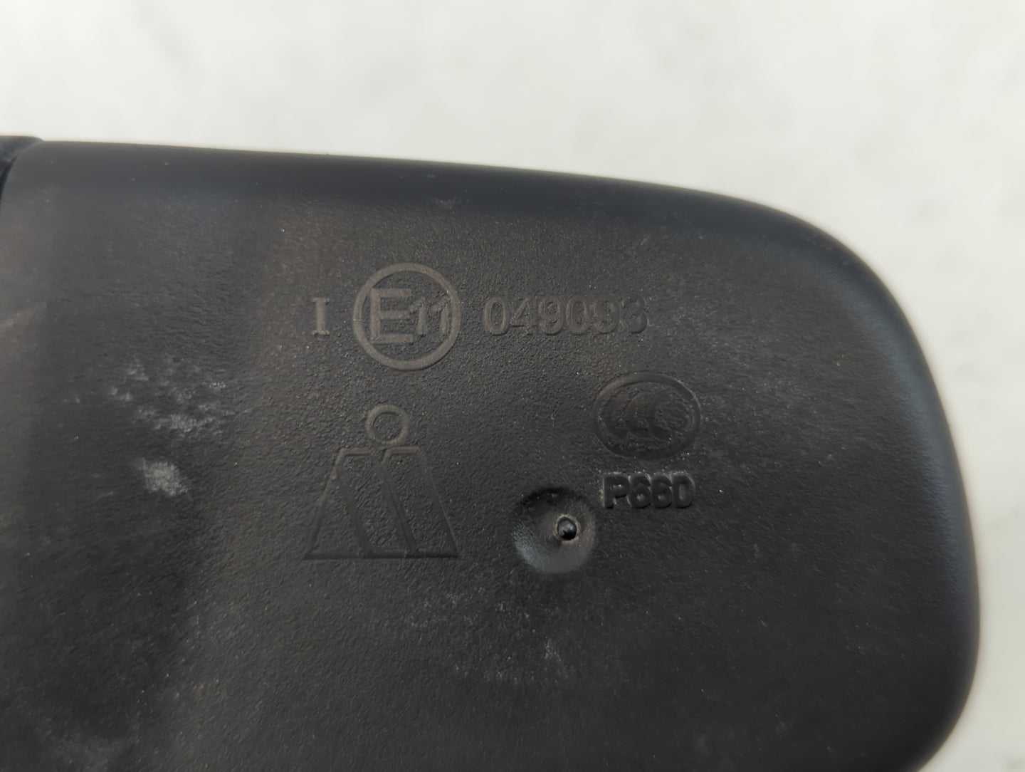 2013-2021 Chevrolet Malibu Interior Rear View Mirror Replacement OEM P/N:E11049093 Fits OEM Used Auto Parts - Oemusedautopar