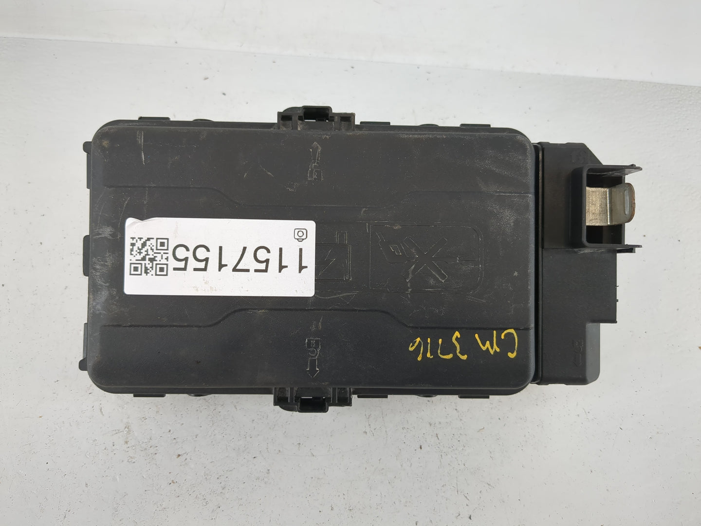 2024 Chevrolet Malibu Fusebox Fuse Box Panel Relay Module P/N:4283026GXY Fits OEM Used Auto Parts - Oemusedautoparts1.com