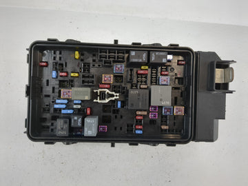 2024 Chevrolet Malibu Fusebox Fuse Box Panel Relay Module P/N:4283026GXY Fits OEM Used Auto Parts