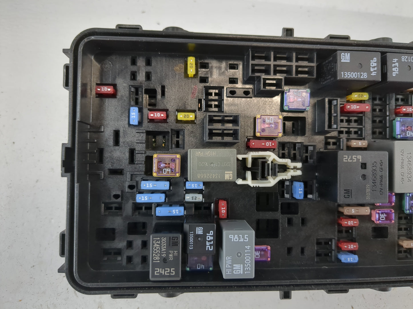 2024 Chevrolet Malibu Fusebox Fuse Box Panel Relay Module P/N:4283026GXY Fits OEM Used Auto Parts - Oemusedautoparts1.com