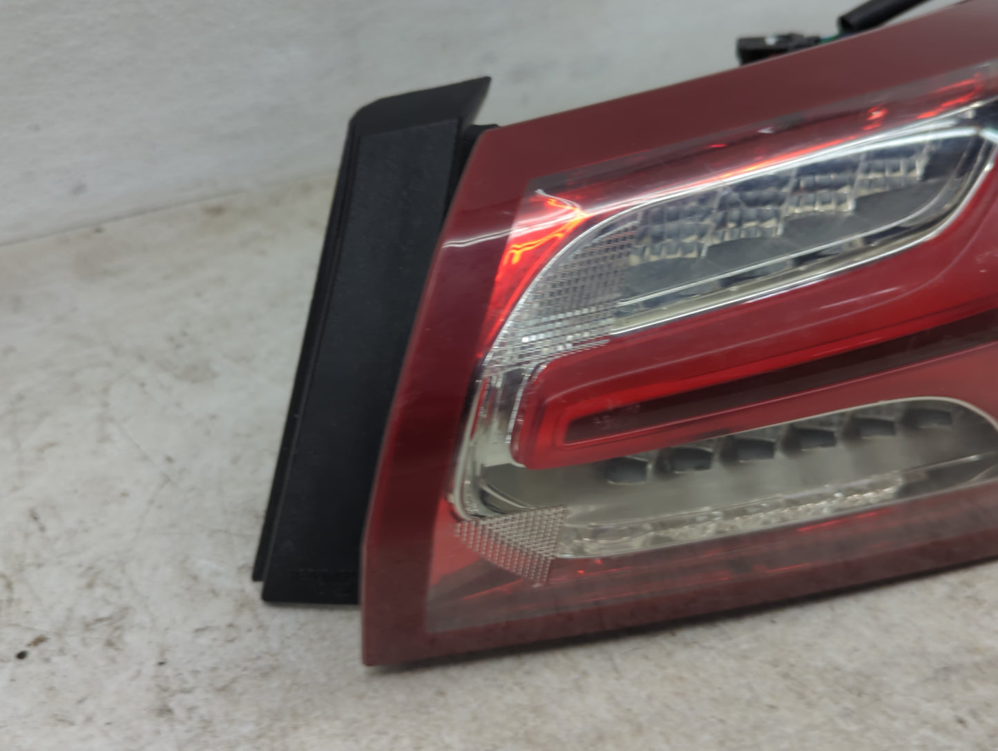 2019-2021 Chevrolet Malibu Tail Light Assembly Passenger Right OEM P/N:84595943 Fits Fits 2019 2020 2021 OEM Used Auto Parts