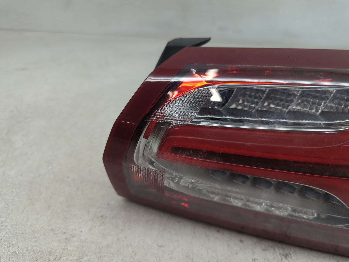 2019-2021 Chevrolet Malibu Tail Light Assembly Passenger Right OEM P/N:84595943 Fits Fits 2019 2020 2021 OEM Used Auto Parts