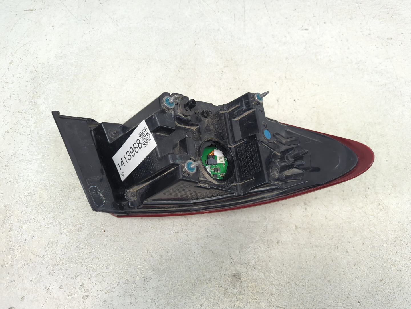 2019-2021 Chevrolet Malibu Tail Light Assembly Passenger Right OEM P/N:84595943 Fits Fits 2019 2020 2021 OEM Used Auto Parts