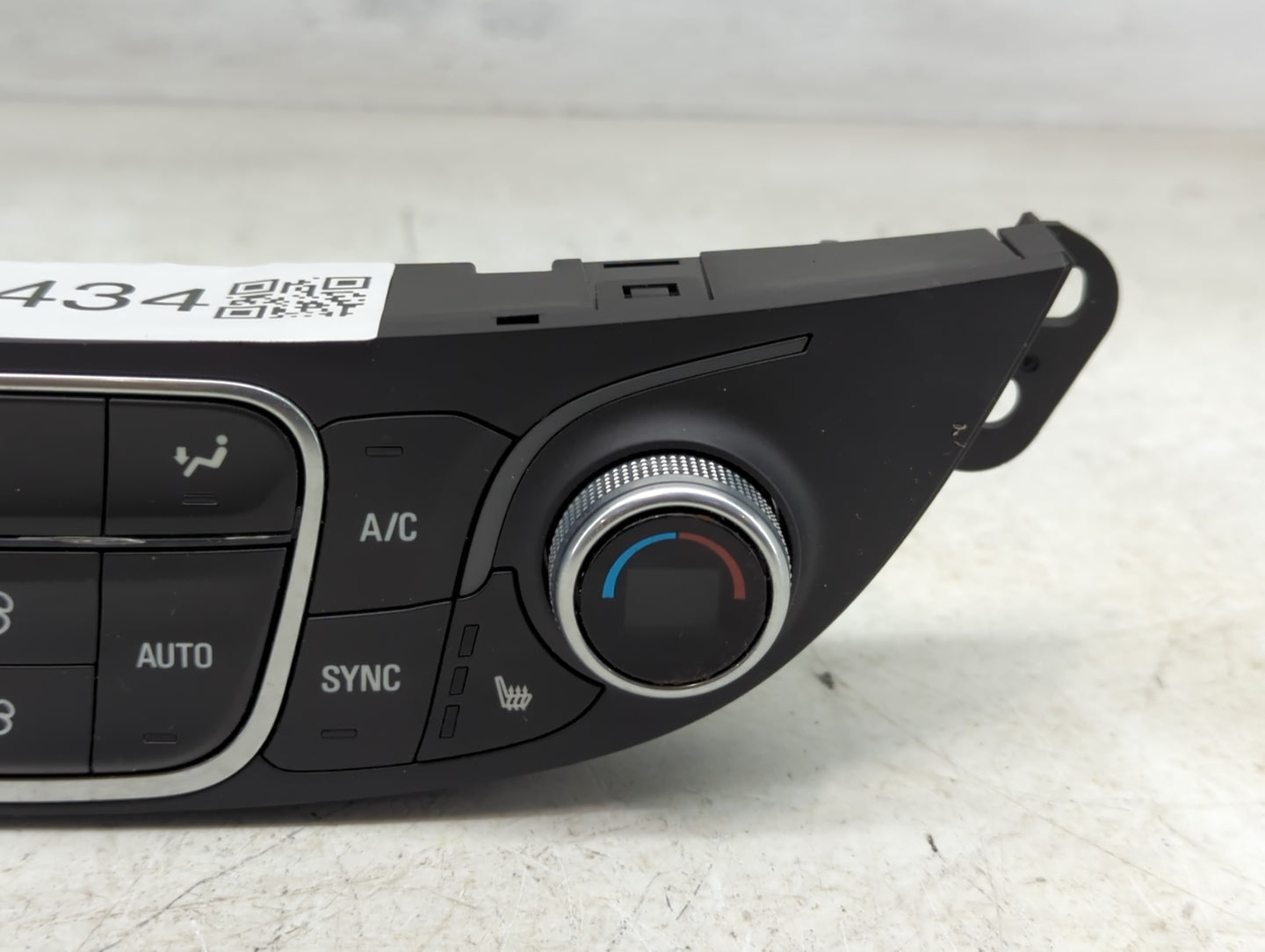 2018-2021 Chevrolet Malibu Climate Control Module Temperature AC/Heater Replacement P/N:000235226 84684288 Fits OEM Used Aut