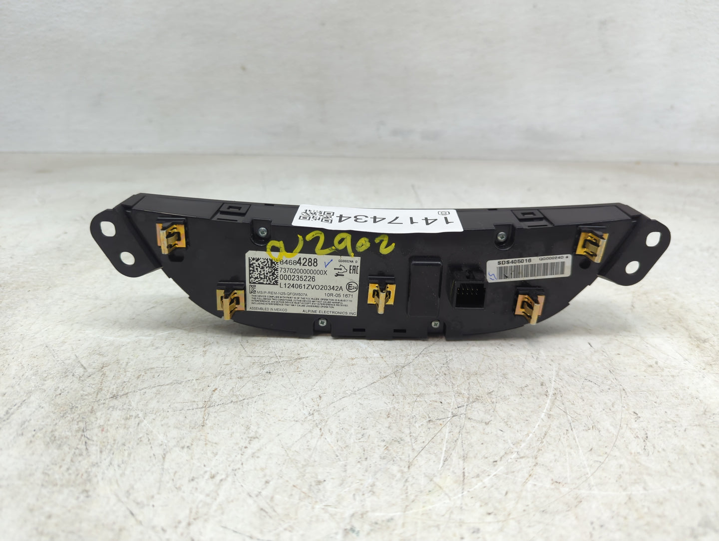 2018-2021 Chevrolet Malibu Climate Control Module Temperature AC/Heater Replacement P/N:000235226 84684288 Fits OEM Used Aut