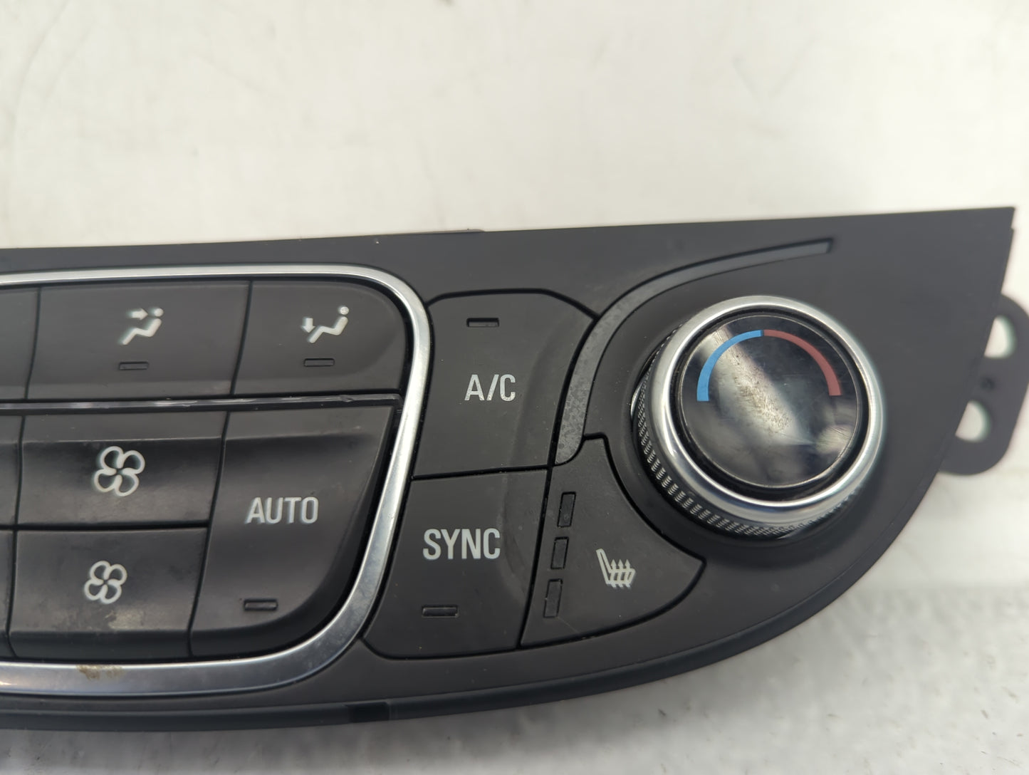 2018-2021 Chevrolet Malibu Climate Control Module Temperature AC/Heater Replacement P/N:84684288 7370200000000X Fits OEM Use