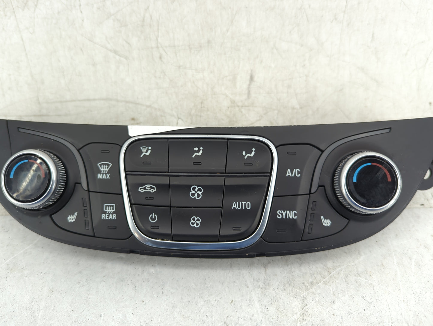 2018-2021 Chevrolet Malibu Climate Control Module Temperature AC/Heater Replacement P/N:84684288 7370200000000X Fits OEM Use
