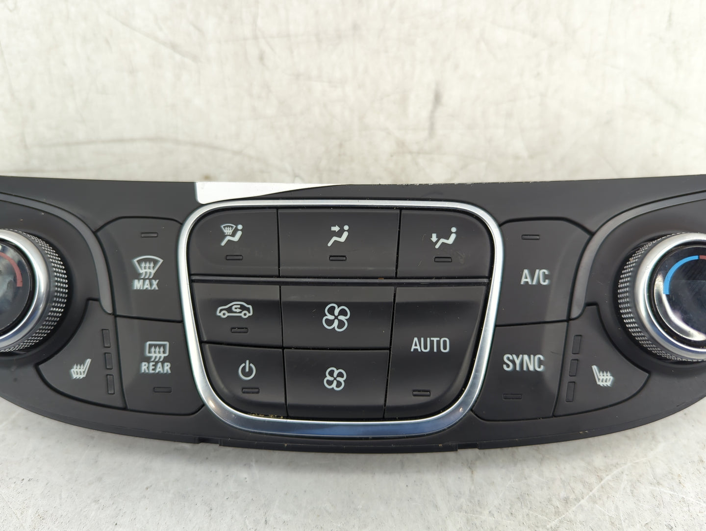 2018-2021 Chevrolet Malibu Climate Control Module Temperature AC/Heater Replacement P/N:84684288 7370200000000X Fits OEM Use