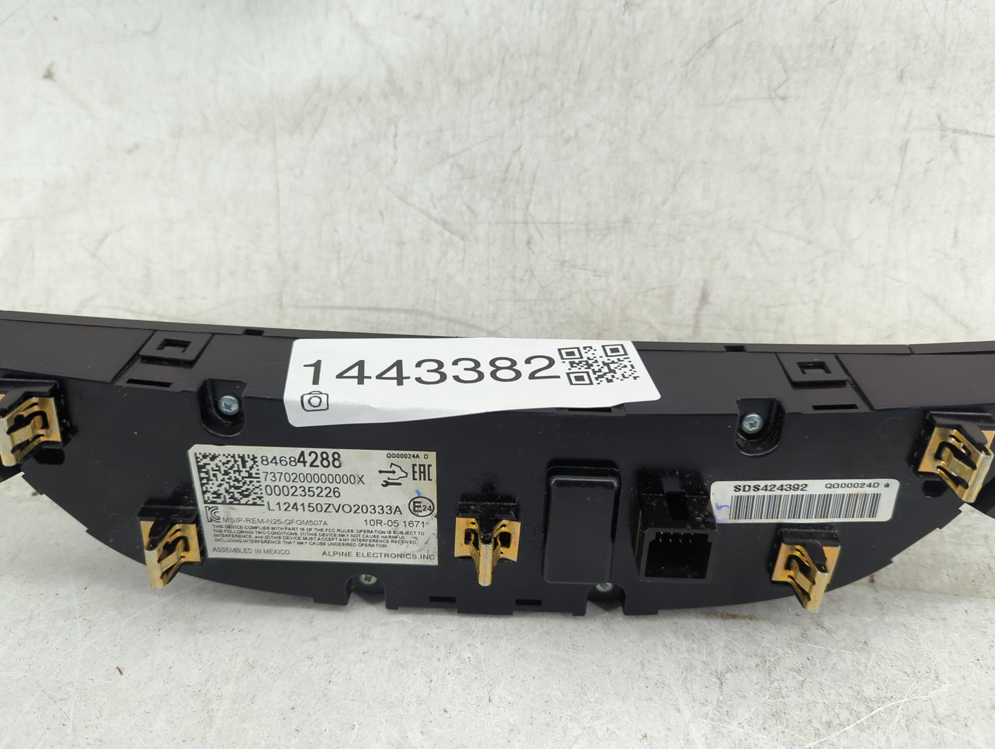 2018-2021 Chevrolet Malibu Climate Control Module Temperature AC/Heater Replacement P/N:84684288 7370200000000X Fits OEM Use