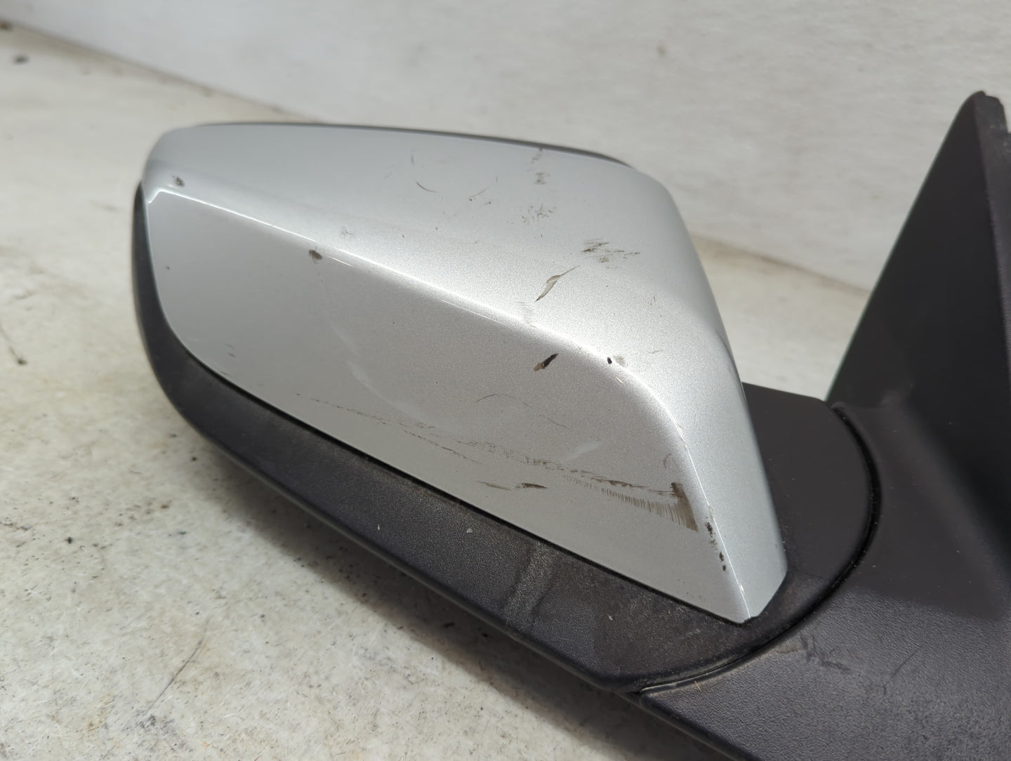 2019-2021 Chevrolet Malibu Passenger Side View Mirror - Right Door Mirror OEM Used - Oemusedautoparts1.com