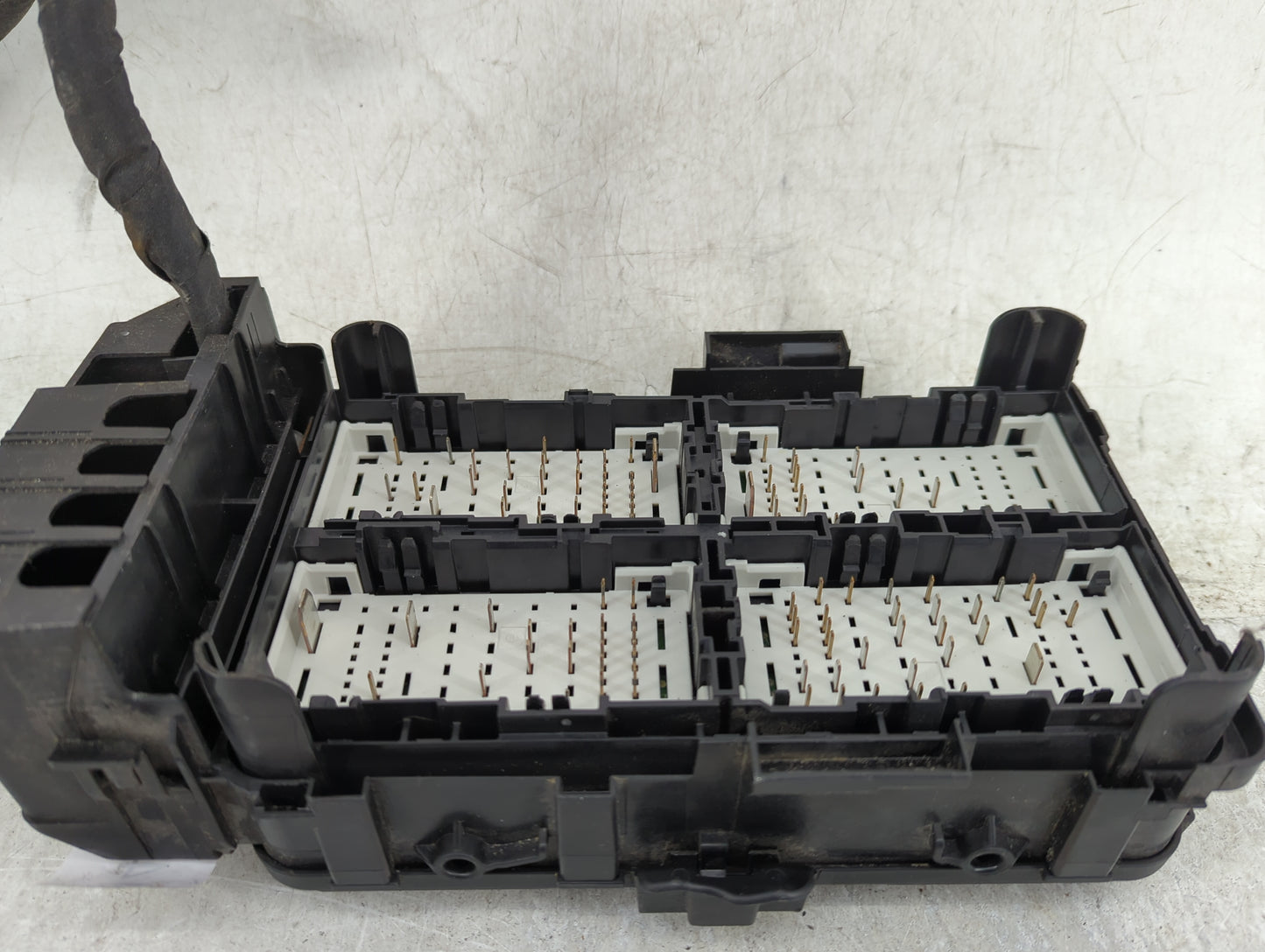 2024 Chevrolet Malibu Fusebox Fuse Box Panel Relay Module Fits OEM Used Auto Parts - Oemusedautoparts1.com