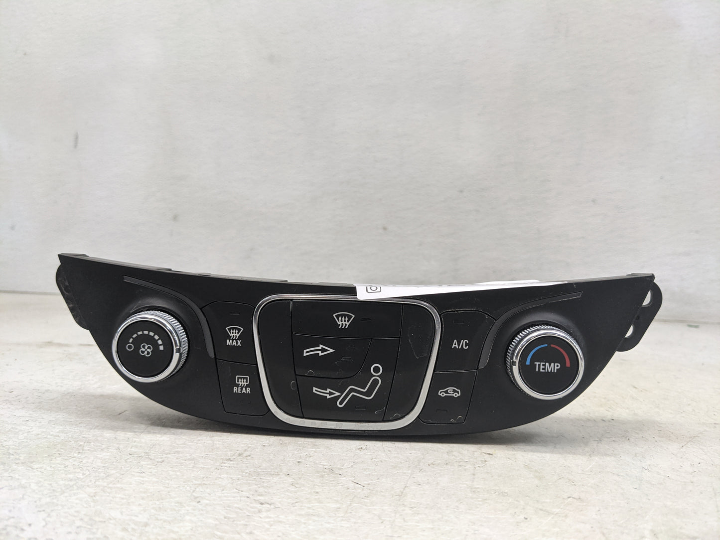 2019-2021 Chevrolet Malibu Climate Control Module Temperature AC/Heater Replacement P/N:84426651 737020000000X Fits OEM Used