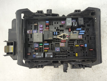 2024 Chevrolet Malibu Fusebox Fuse Box Panel Relay Module P/N:85114017 Fits OEM Used Auto Parts