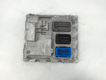 compare product 2020-2021 Chevrolet Malibu PCM Engine Control Computer ECU ECM PCU OEM P/N:12732756 Fits Fits 2020 2021 2022 OEM Used Auto Parts