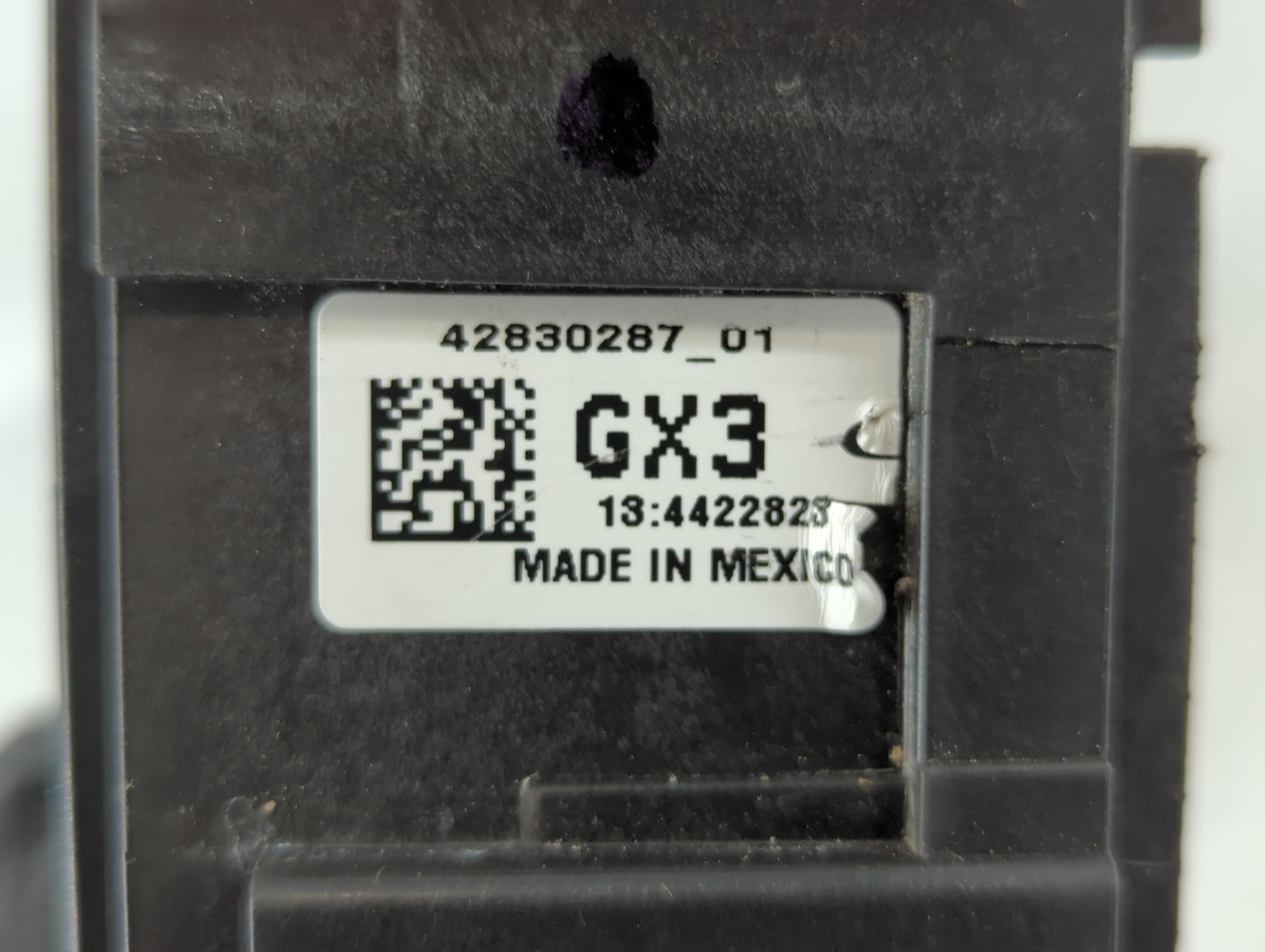 2024 Chevrolet Malibu Fusebox Fuse Box Panel Relay Module P/N:42830287 Fits OEM Used Auto Parts - Oemusedautoparts1.com