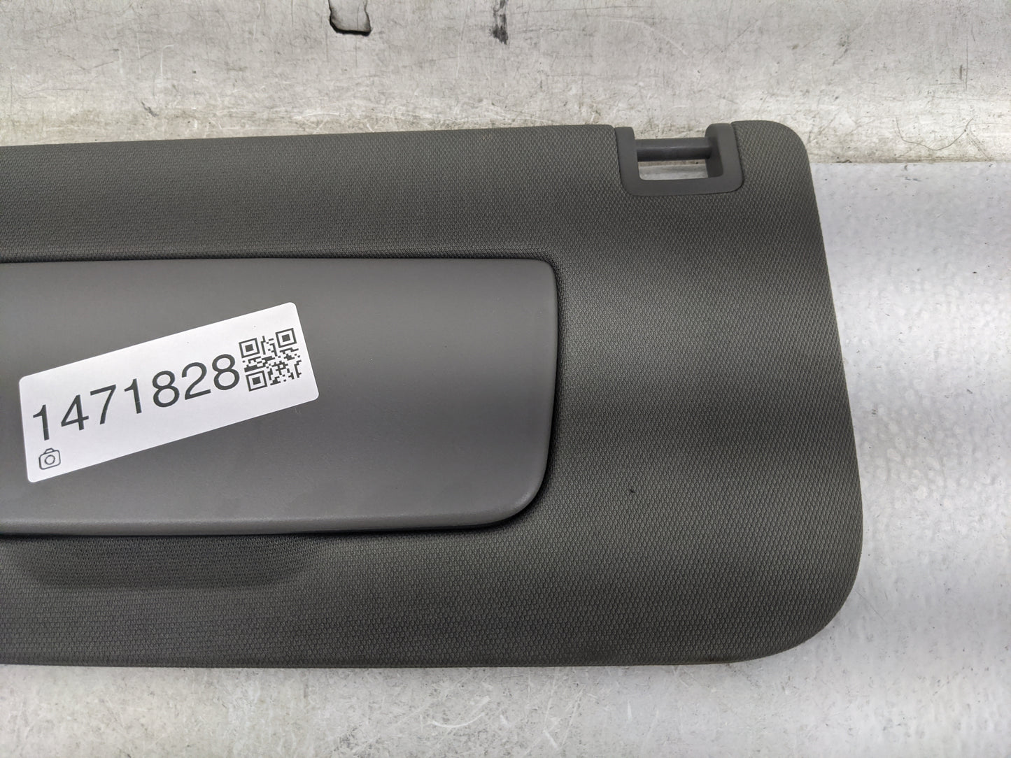 2019-2022 Chevrolet Silverado 1500 Sun Visor Shade Replacement Driver Left Mirror Fits Fits 2019 2020 2021 2022 OEM Used Aut