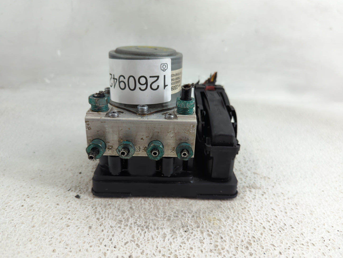 2019-2022 Chevrolet Traverse ABS Pump Control Module Replacement P/N:84503309 Fits Fits 2019 2020 2021 2022 OEM Used Auto Pa