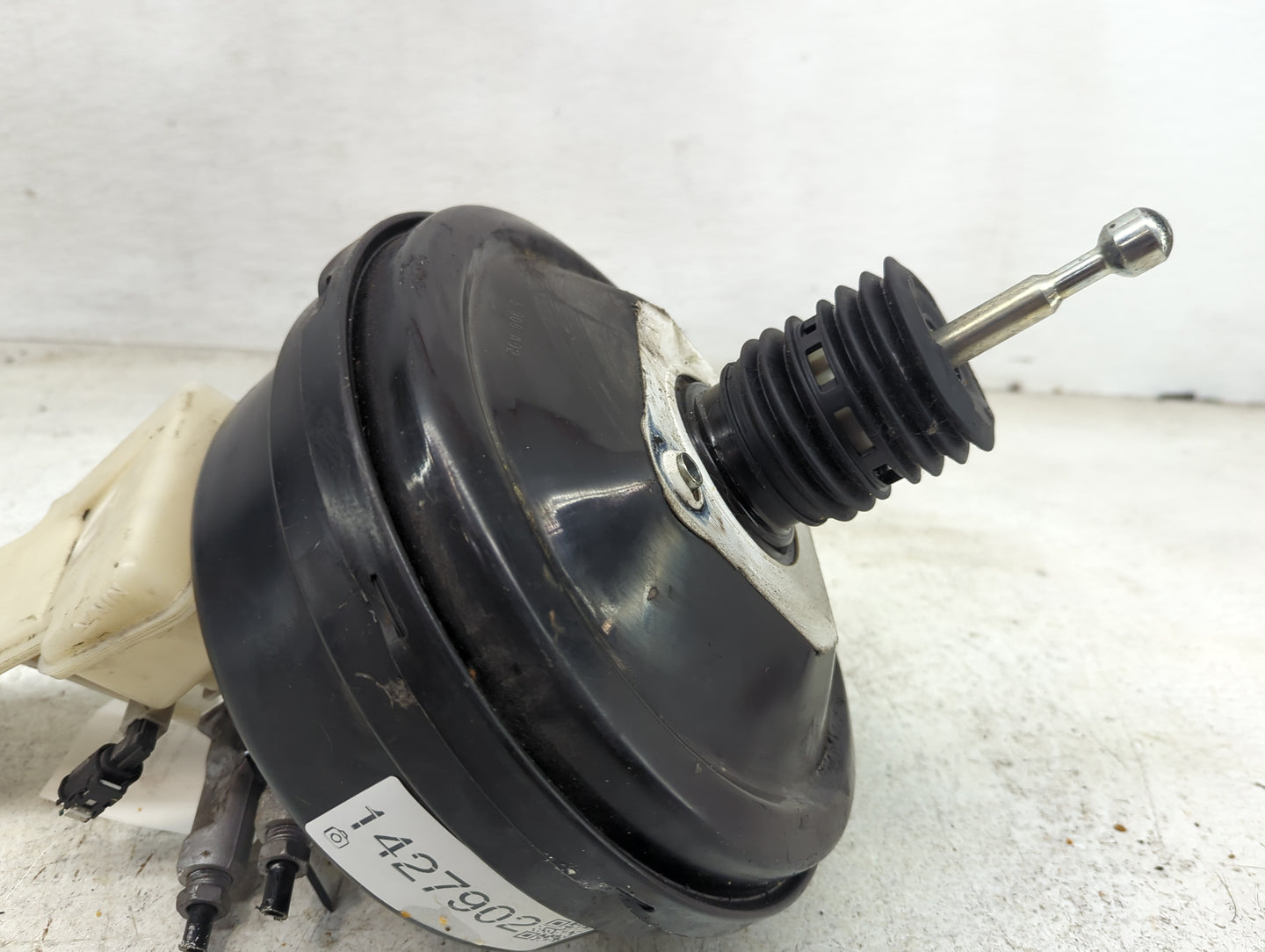 2018-2022 Chevrolet Traverse Power Brake Booster Oem - Oemusedautoparts1.com