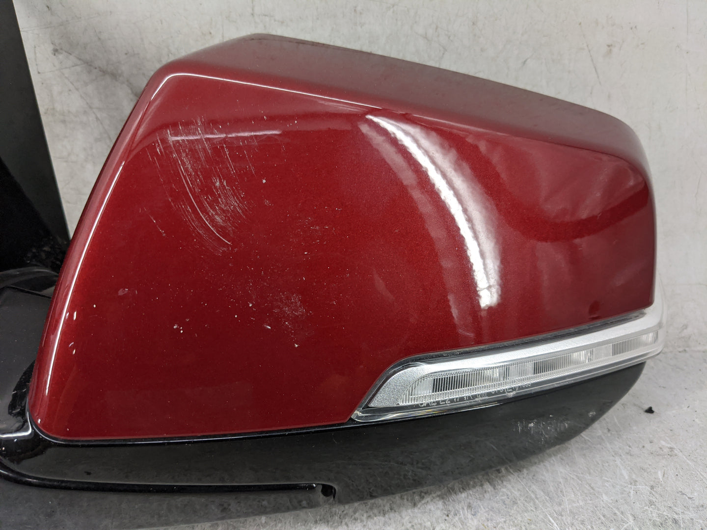 2024 Chevrolet Traverse Driver Side View Mirror - Left Door Mirror OEM Used - Oemusedautoparts1.com