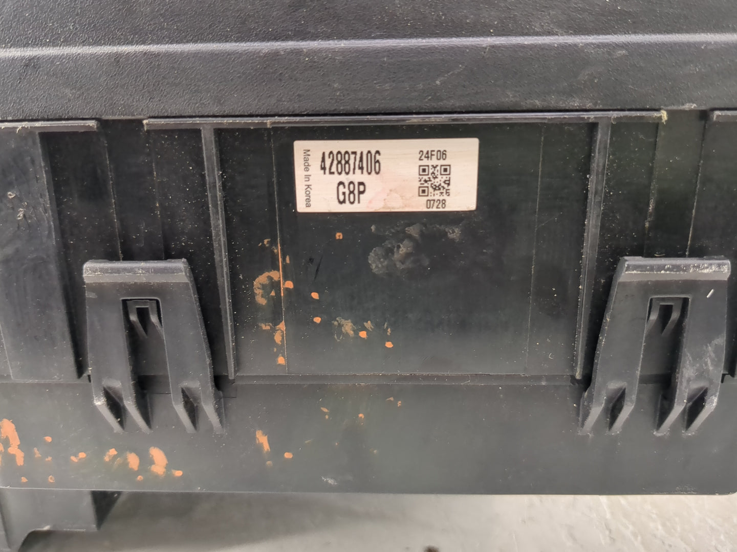 2024 Chevrolet Trax Fusebox Fuse Box Panel Relay Module P/N:42887406 Fits OEM Used Auto Parts - Oemusedautoparts1.com