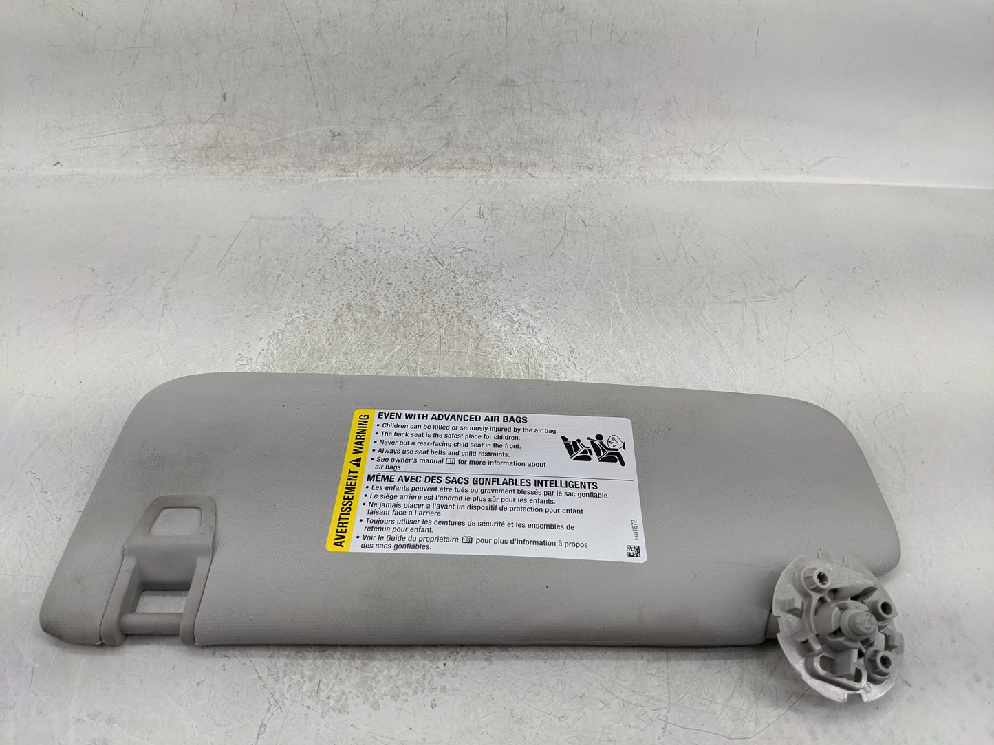 2024 Chevrolet Trax Sun Visor Shade Replacement Passenger Right Mirror Fits OEM Used Auto Parts - Oemusedautoparts1.com