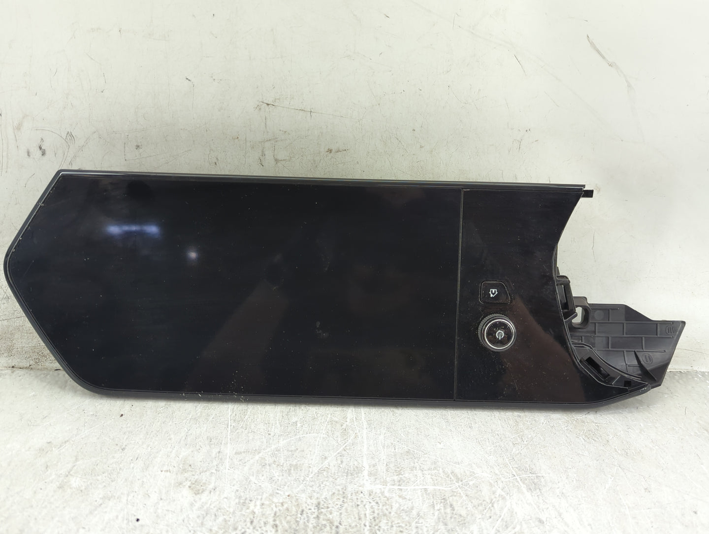 2024 Chevrolet Trax Information Display Screen Black - Oemusedautoparts1.com