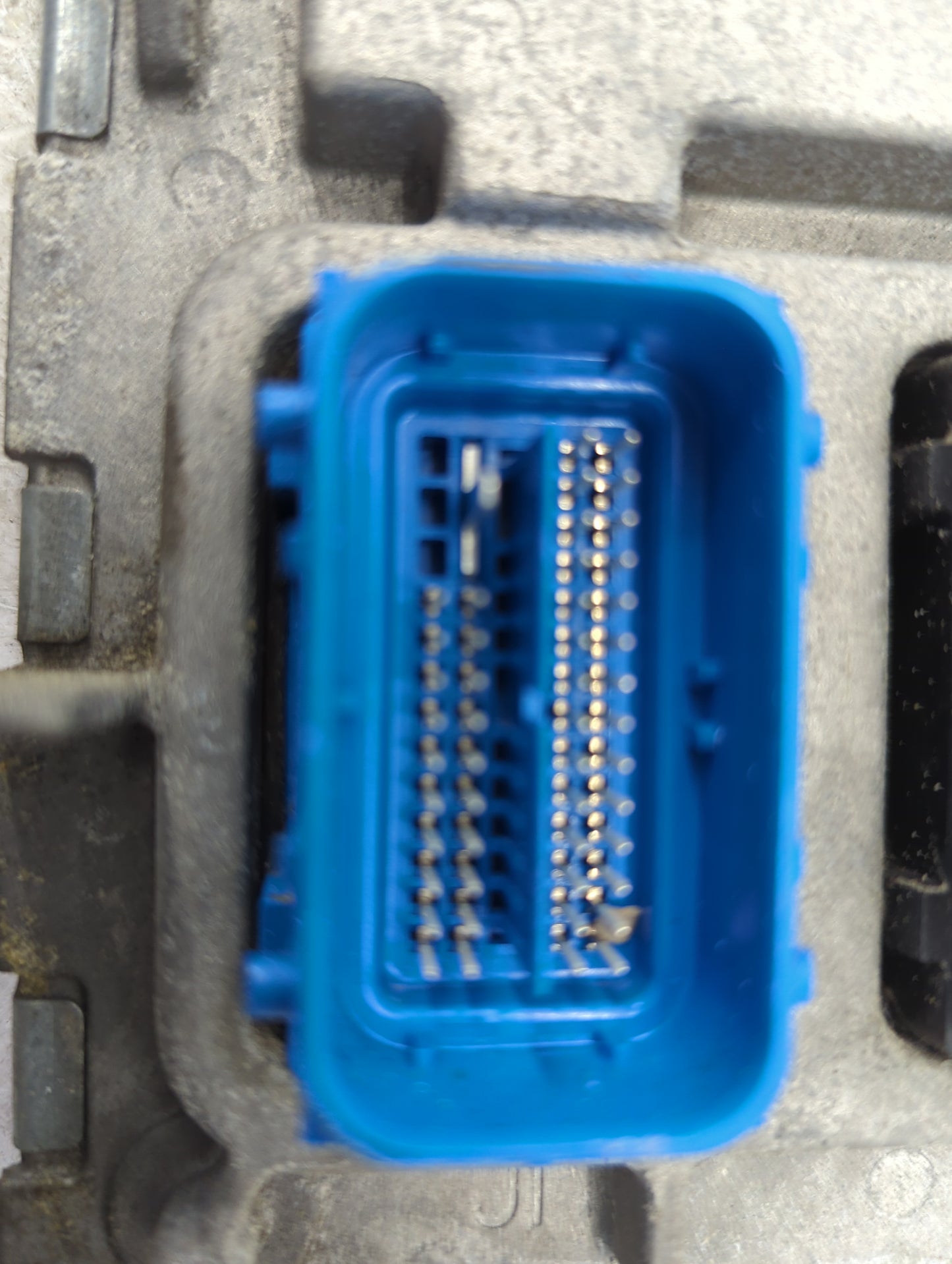 2024 Chevrolet Trax PCM Engine Control Computer ECU ECM PCU OEM P/N:12731974 12719250 Fits Fits 2020 2021 2022 OEM Used Auto