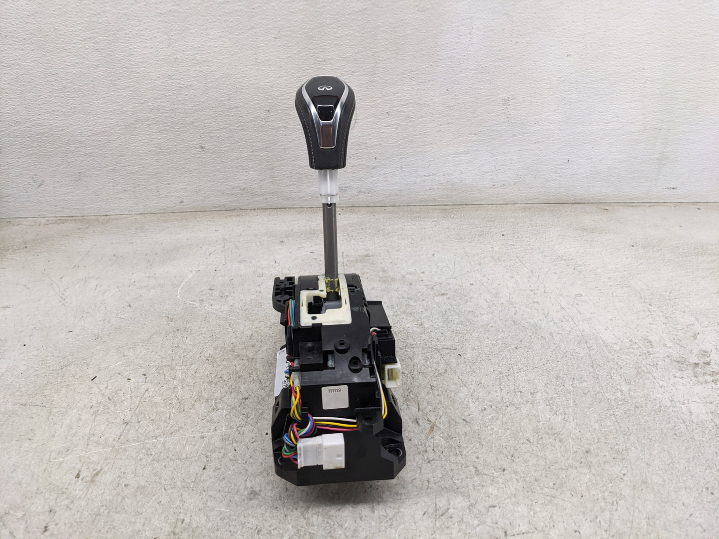 2024 Chevrolet Trax Floor Console Assembly Shifter - Oemusedautoparts1.com